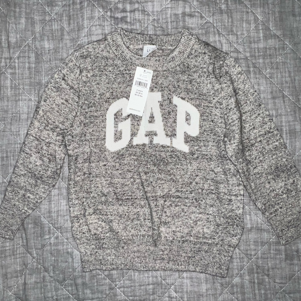 Gap NWT grey toddler sweater